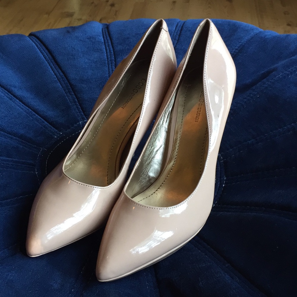 BCBG nude pumps